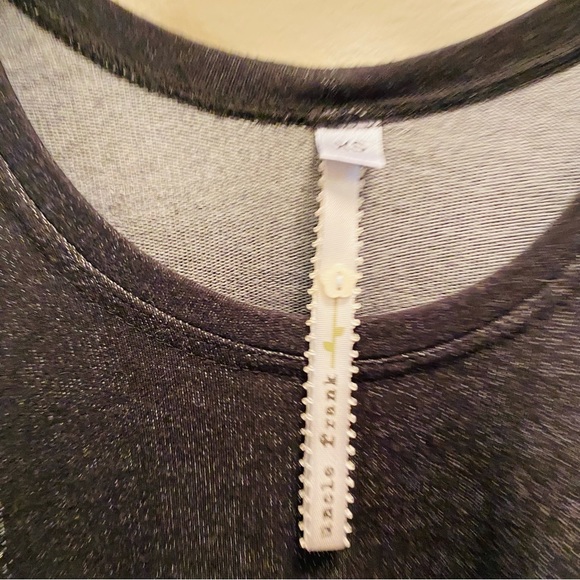 ⭐️ UNCLE FRANK Black Tassel Hem Tunic Top - Picture 3 of 6